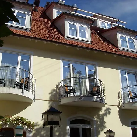 & Restaurant Engel